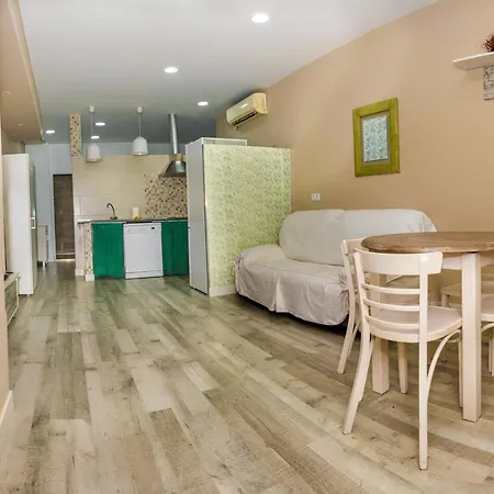 Appartamento Estudio En El Pleno Centro De By Renthas *